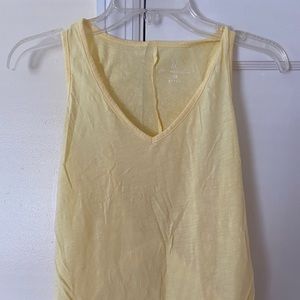 Lightweight tank top